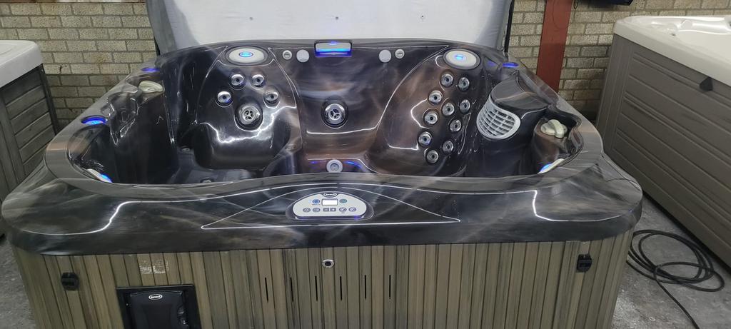 Jacuzzi j-335 nieuw 22.750!!, Tuin en Terras, Zwembad-toebehoren, Ophalen, Zo goed als nieuw, Filter