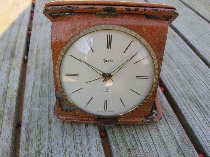 Swiza 8 days vintage wekker reiswekker leder ca. 1960, Ophalen of Verzenden, Gebruikt, Analoog