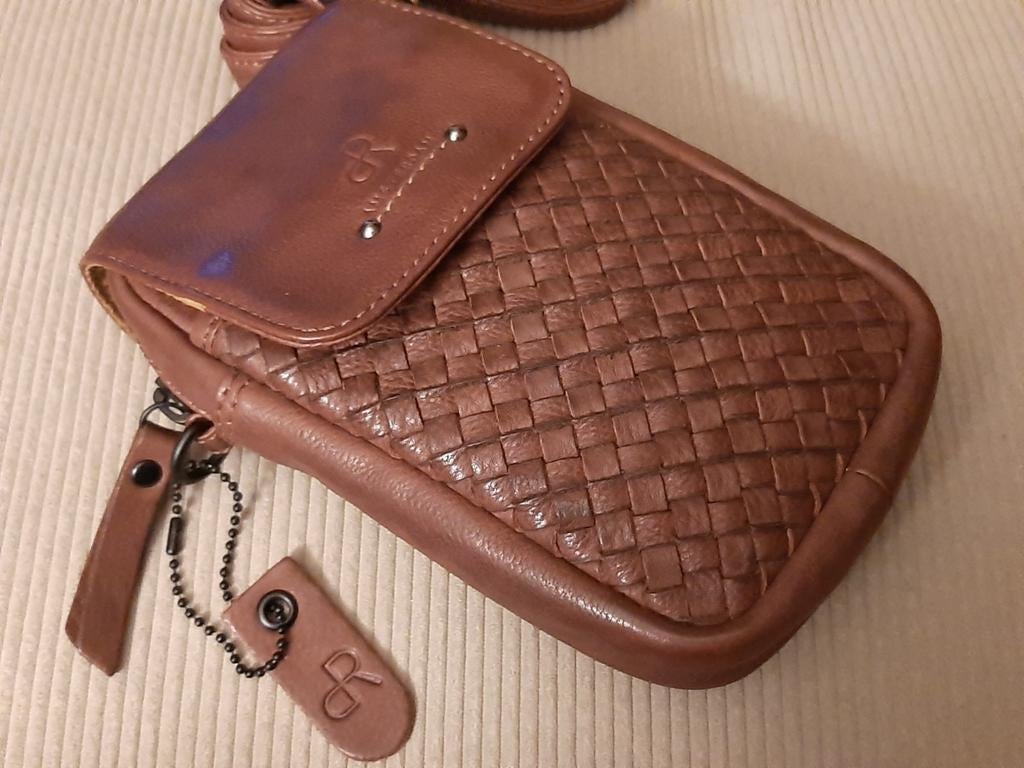 Pochette homme cuir brun souple dR Amsterdam ,bandoulière, Brun, Cuir