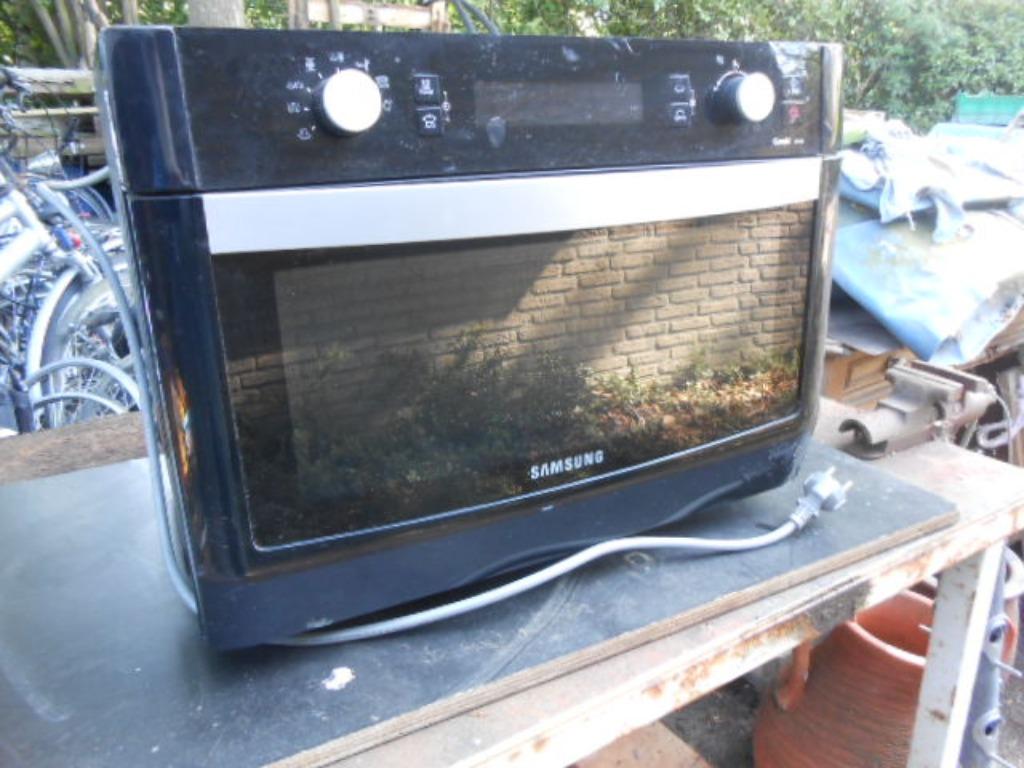 oven Samsung combi CP1370 niet inbouw, Elektronische apparatuur, Ophalen, Minder dan 45 cm, Oven, Draaiplateau