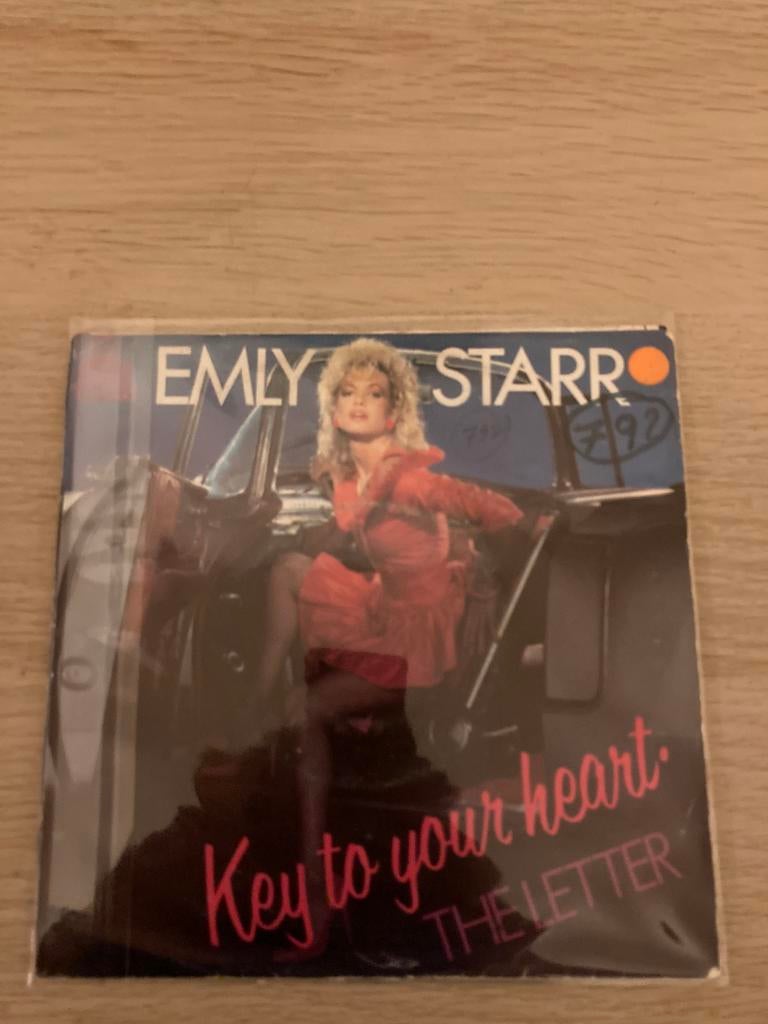 Emly starr, Cd's en Dvd's, Ophalen, Zo goed als nieuw