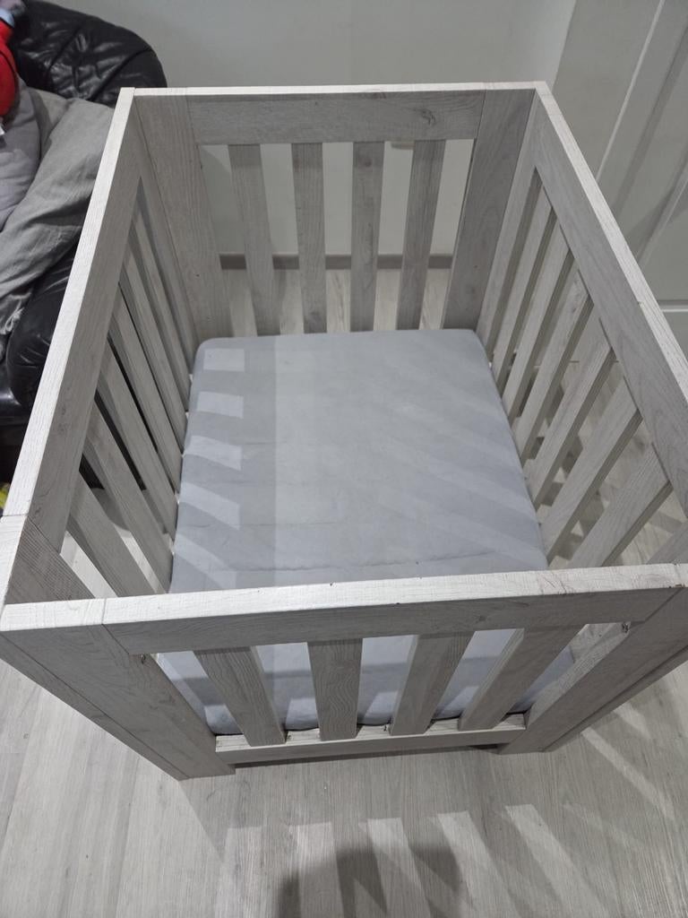 Baby park van twf, Ophalen, Zo goed als nieuw, Rechthoekig, In hoogte verstelbaar