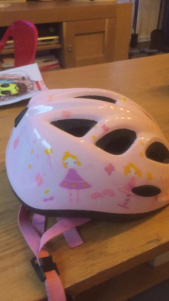 Kinderfietshelm ABUS 45-50cm, Ophalen, Zo goed als nieuw