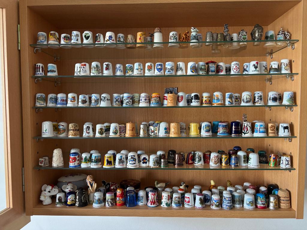 Collection de dés avec vitrine, Enlèvement, Comme neuf