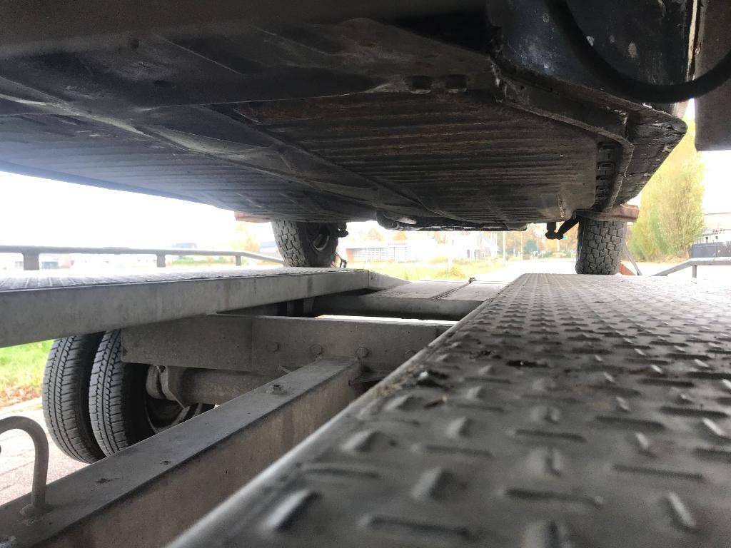 Keiharde VW Kever 1967 met schuifdak, foto 4