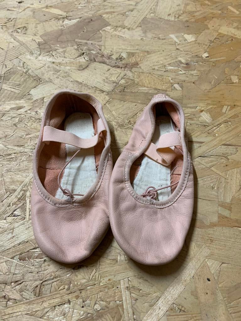 Balletschoentjes  - 29, Sport en Fitness, Ballet, Zo goed als nieuw, Schoenen