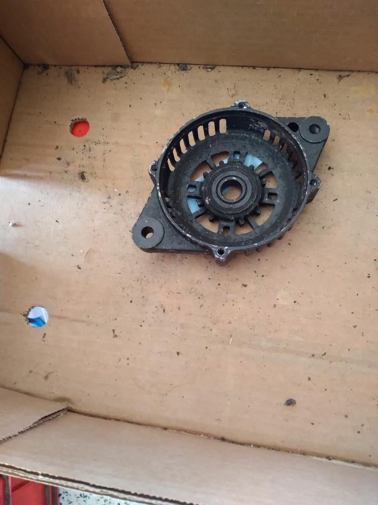 Boîtier d'alternateur avant Daewoo Matiz, Enlèvement ou Envoi, Daewoo