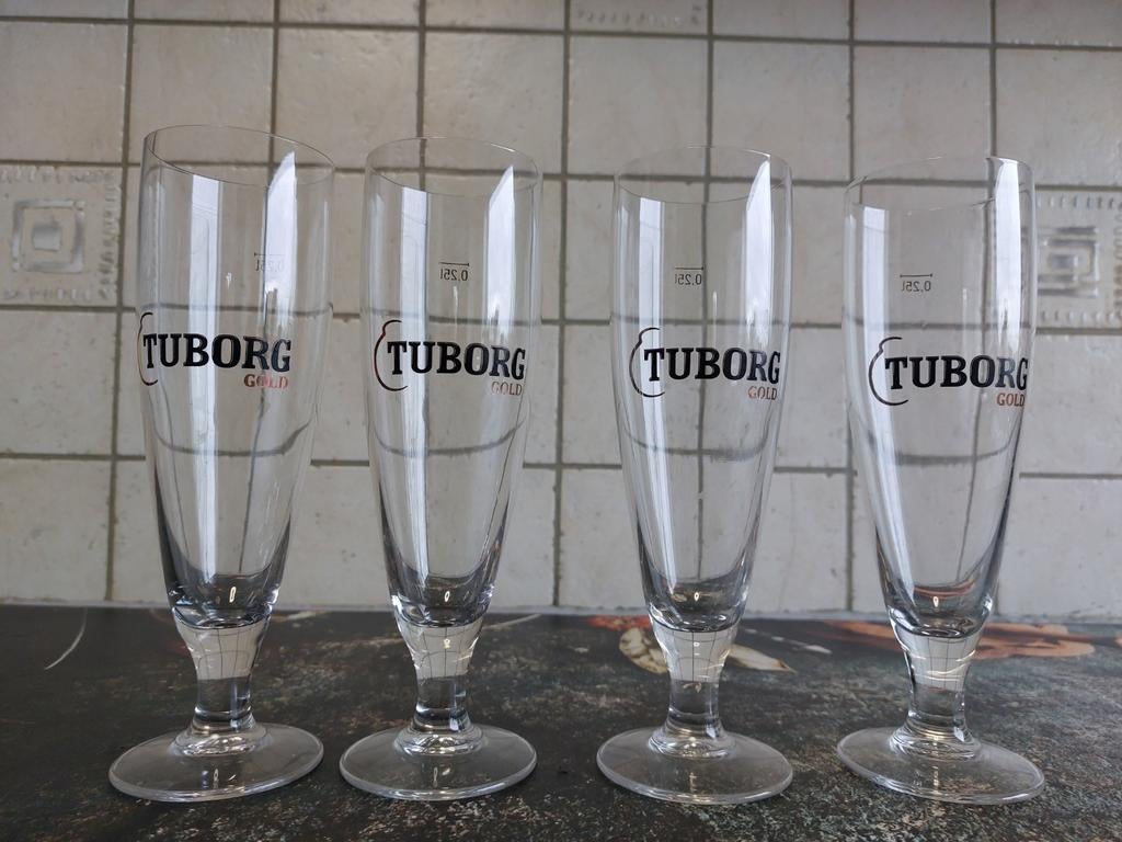Tuborg gold glazen, Verzamelen, Ophalen of Verzenden, Zo goed als nieuw, Bierglas