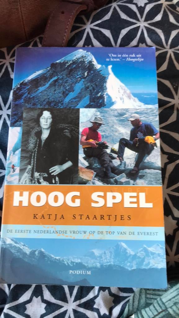 K. Staartjes - Hoog spel, Boeken, Sportboeken, Zo goed als nieuw, Ophalen