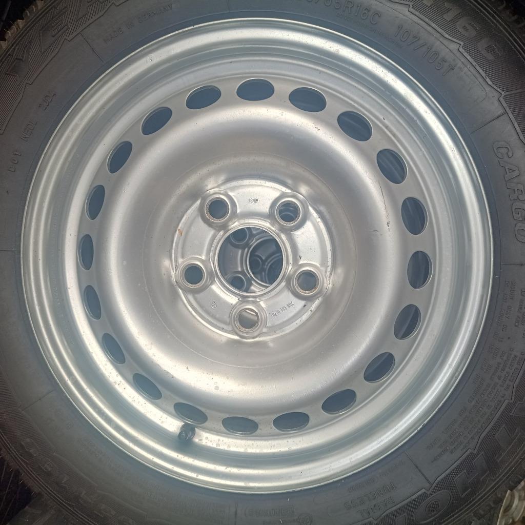 jantes avec pneus Volkswagen T5 T6 Multivan Bulli, Autos : Pièces & Accessoires, Pneus & Jantes, 215 mm, 16 pouces, Véhicule utilitaire
