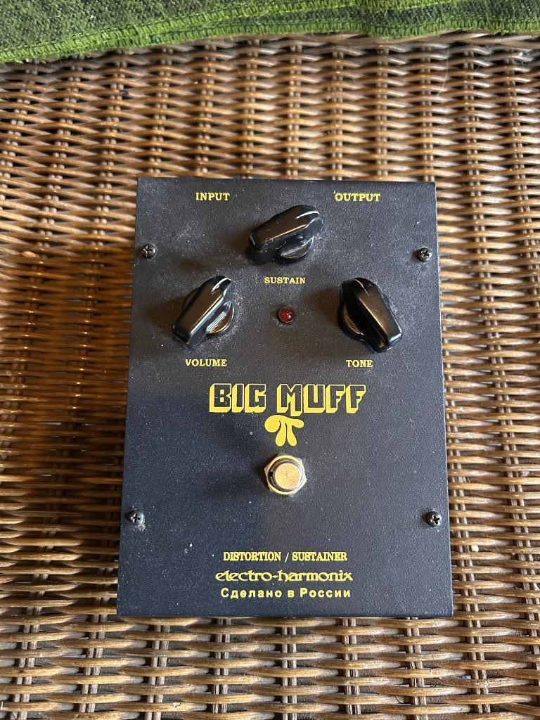 EHX Big Muff Pi Russian, Enlèvement ou Envoi, Utilisé, Distortion, Overdrive ou Fuzz