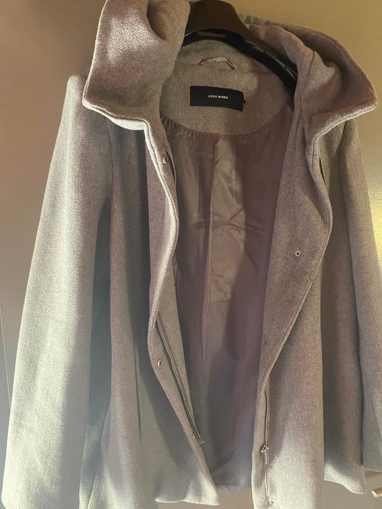 Manteau a vendre, Vêtements | Femmes, Enlèvement