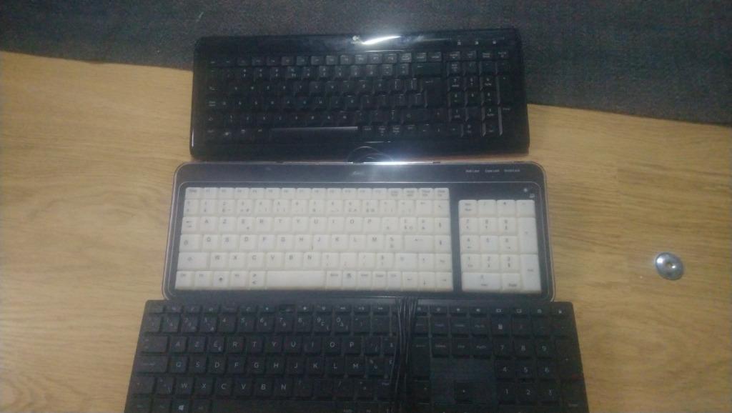 Lot de claviers PC, Ergonomique, Enlèvement ou Envoi, Logitech, Azerty
