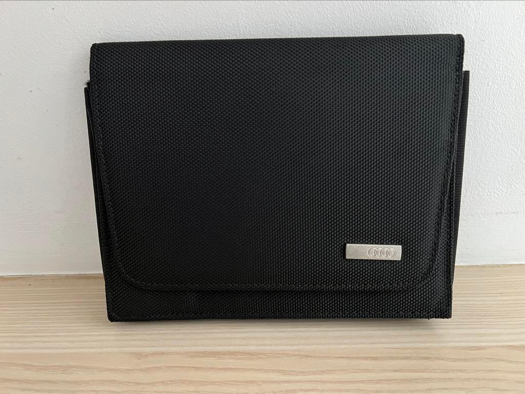 Étui housse pochette d’origine Audi 17x22 cm, Comme neuf