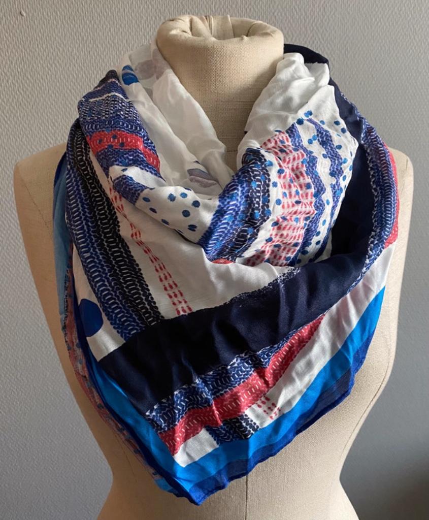 Kleurrijke sjaal Mayerline Brussels, Kleding | Dames, Mutsen, Sjaals en Handschoenen, Mayerline, Verzenden, Zo goed als nieuw