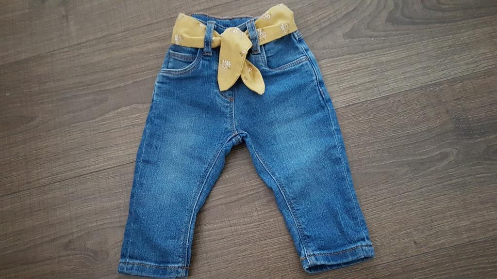 Meisjesjeans maat 68 ( 3 tot 6 maand)., Kinderen en Baby's, Babykleding | Maat 68, C&A, Broekje, Meisje, Ophalen of Verzenden