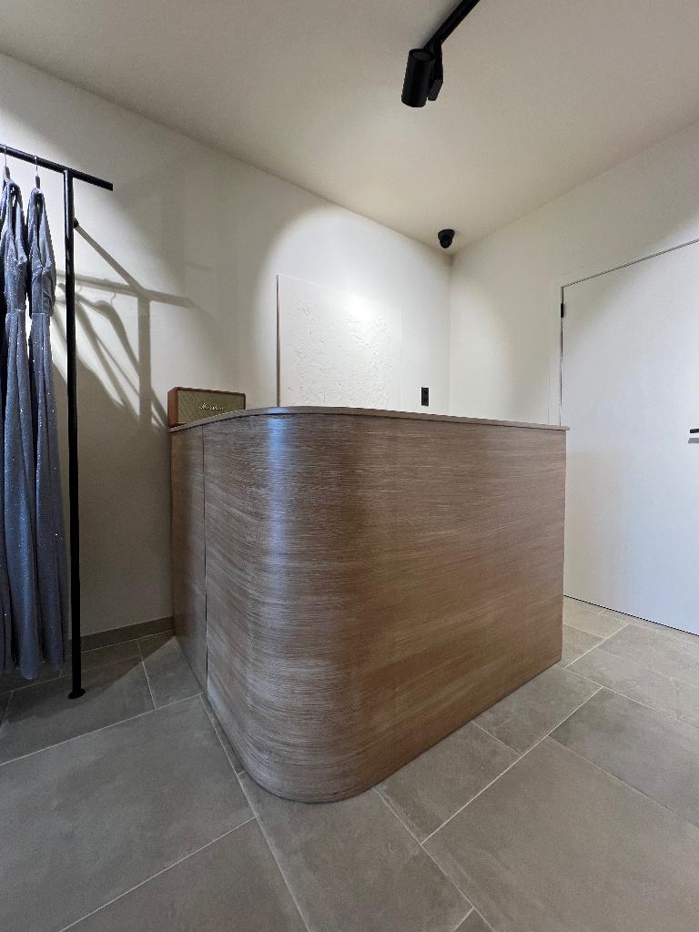 Boogvormige kassa/balie/toonbank, Enlèvement, Utilisé, Bureau