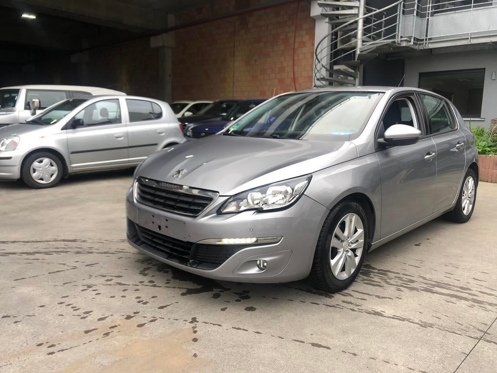 Peugeot 308 essence 1,2 année 2015, Auto's, Bedrijf, 5 deurs, Adaptieve lichten, Stadsauto