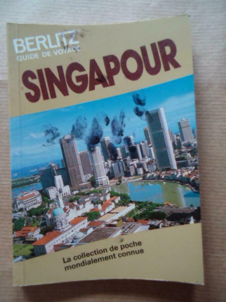 BERLITZ GUIDE DE VOYAGE// SINGAPOUR, Enlèvement ou Envoi, Utilisé