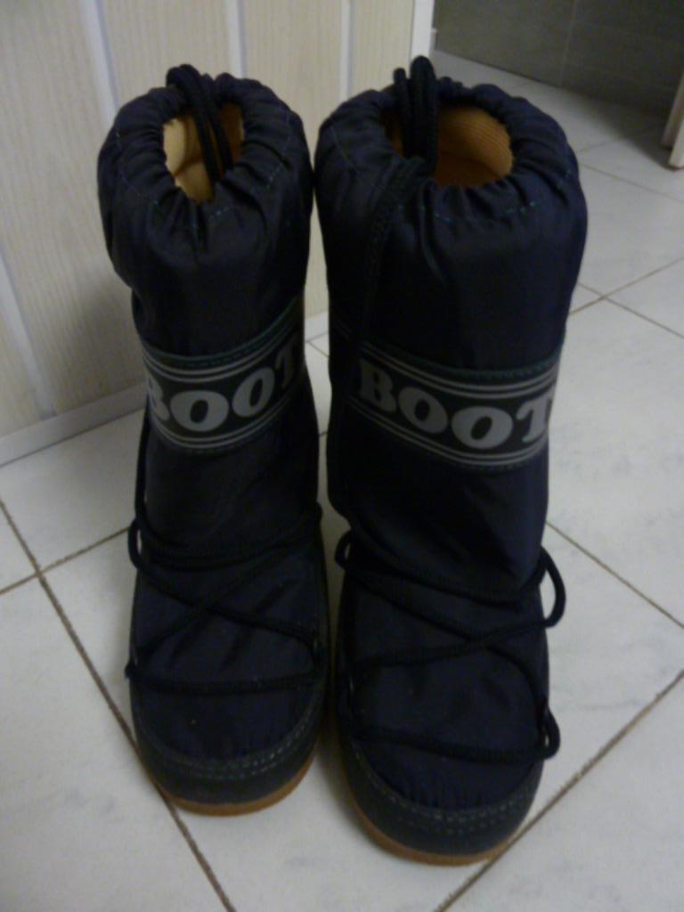 Marineblauwe snowboots voor dames of heren P.40, Autre, Blauw, Lage of Enkellaarzen, Ophalen of Verzenden