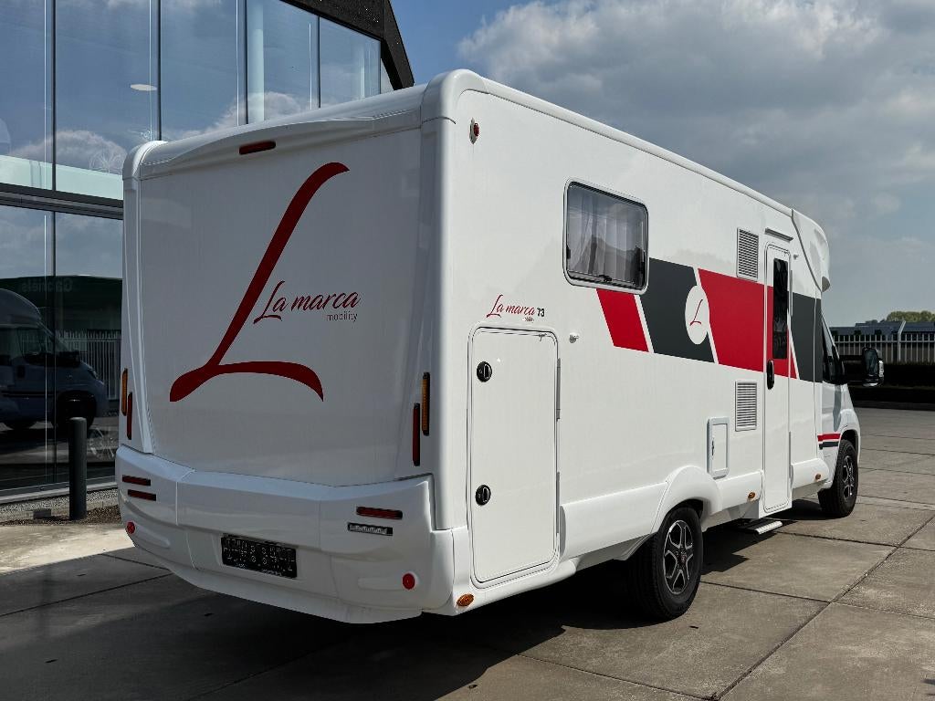 MOBILHOME La Marca, Automaat, Chemisch toilet, Fiat, 7 tot 8 meter
