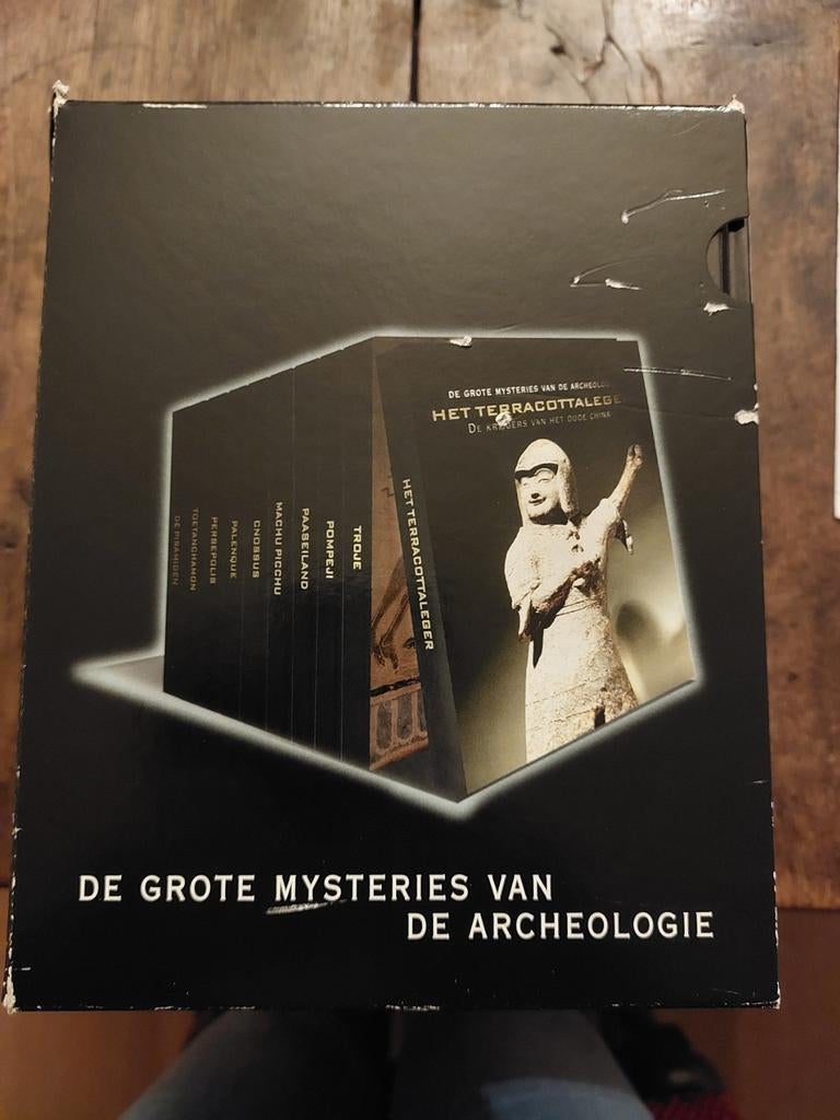 De grote mysteries van de archelogie, Ophalen of Verzenden, Zo goed als nieuw