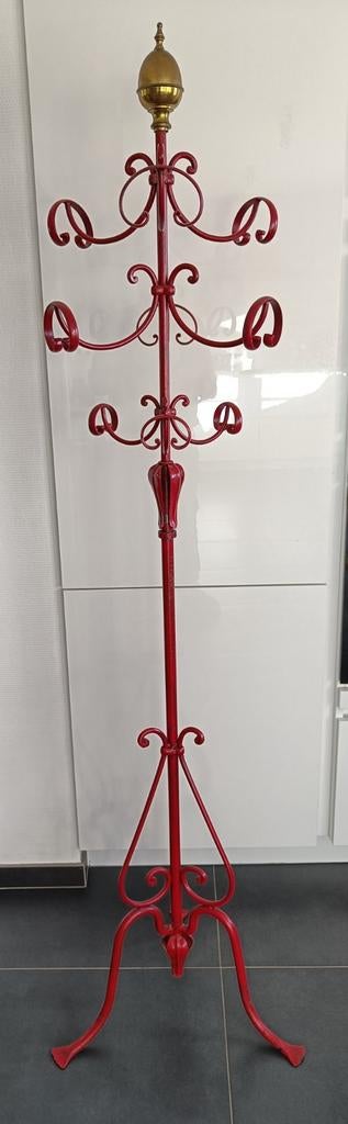 Porte-manteau vintage sur pied en métal., Utilisé, Métal, Portemanteau sur pied, 150 à 200 cm