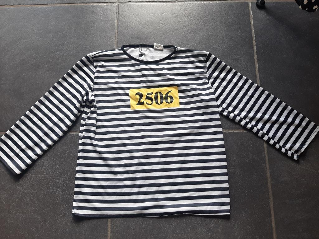 gevangenis truitje - verkleedkledij, Kinderen en Baby's, Carnavalskleding en Verkleedspullen, Gebruikt, Jongen of Meisje, 122 t/m 128