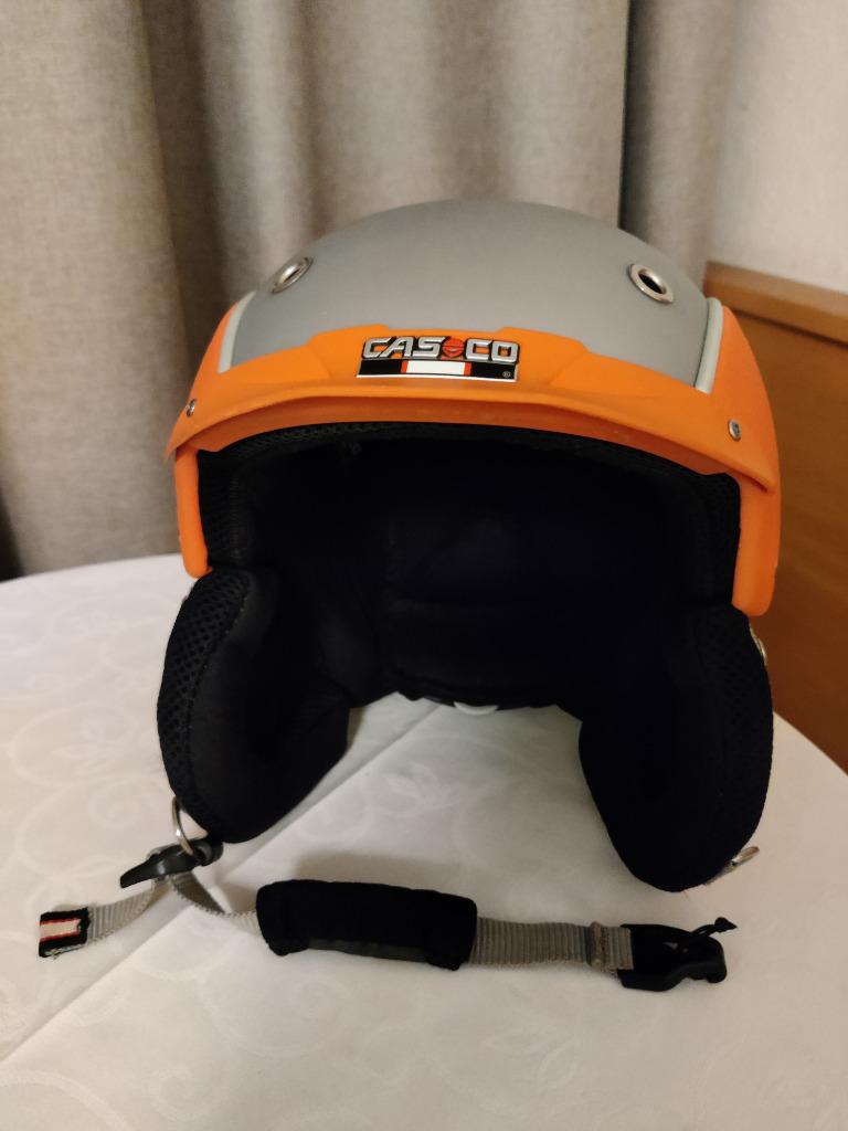 Skihelm van Casco, Ophalen