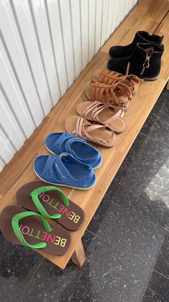Alle Schoenen meisjes maat 26-28, Kinderen en Baby's, Kinderkleding | Schoenen en Sokken, Ophalen, Laarzen