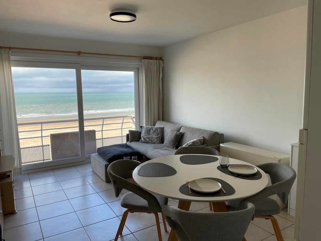 Studio met zeezicht, zwembad en garage in Oostende te huur, Vacances, Maisons de vacances | Belgique, Mer, Propriétaire, Piscine