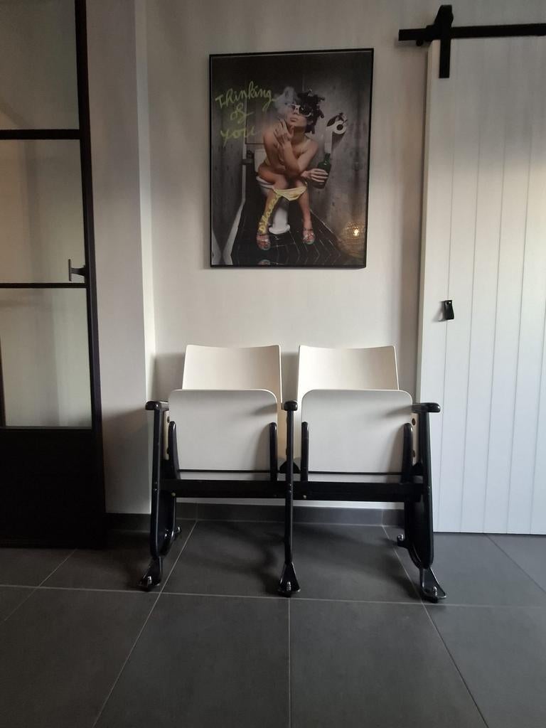 Oude Cinema stoelen, Ophalen