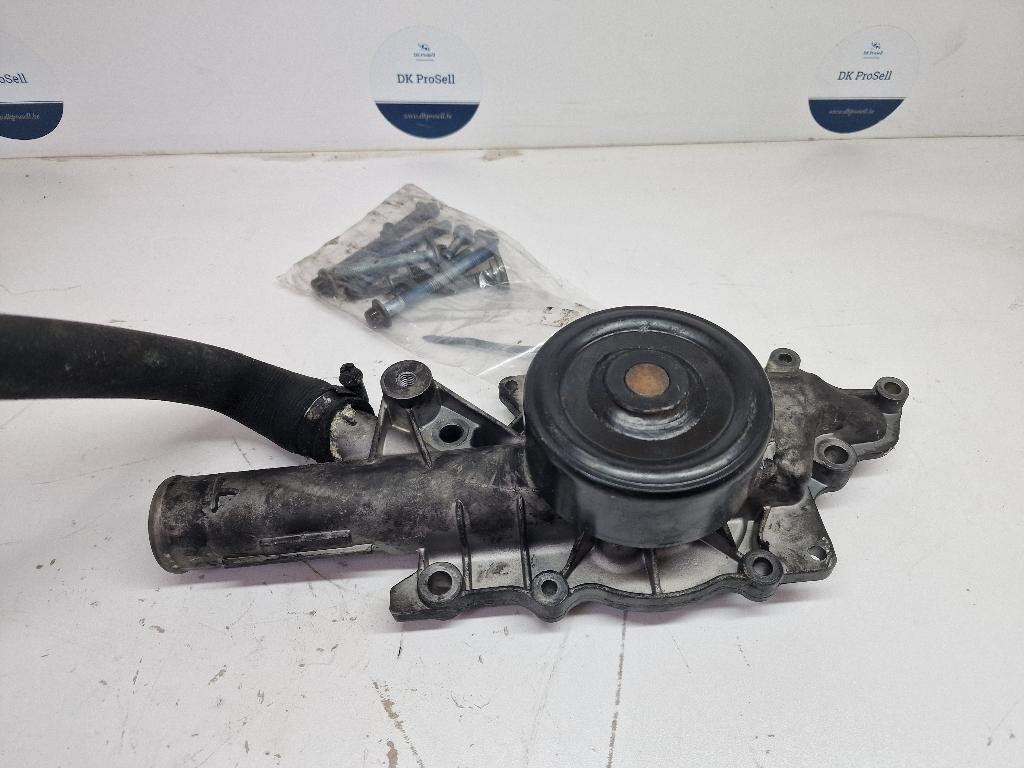 Waterpomp Mercedes E220 Model W210, Enlèvement ou Envoi, Utilisé, Mercedes-Benz