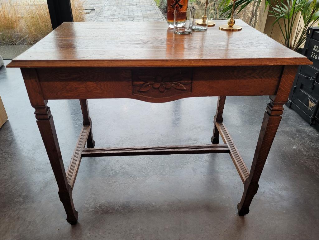 Vintage tafel antiek, Ophalen