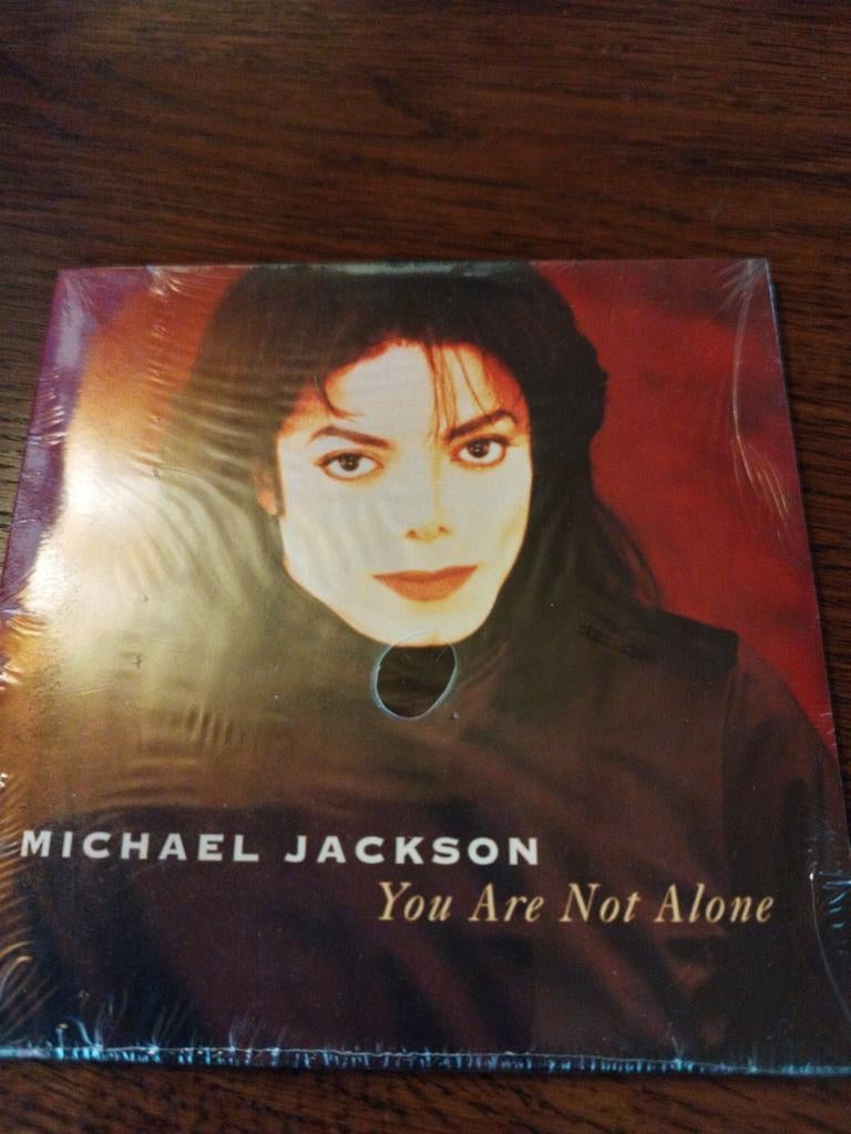 Michael Jackson cd sealed, Ophalen