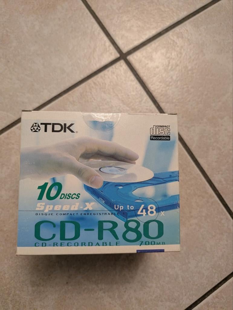 TDK CD- R 80, Computers en Software, Beschrijfbare discs, Zo goed als nieuw, Cd, Ophalen of Verzenden