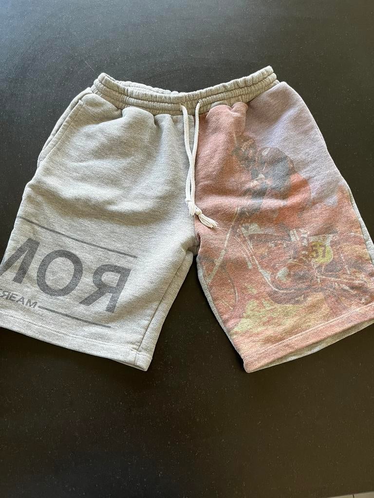 Blomor grijze short met moto maat 12 jaar. Zeer goede staat., Broek, Blomor, Gebruikt, Ophalen of Verzenden