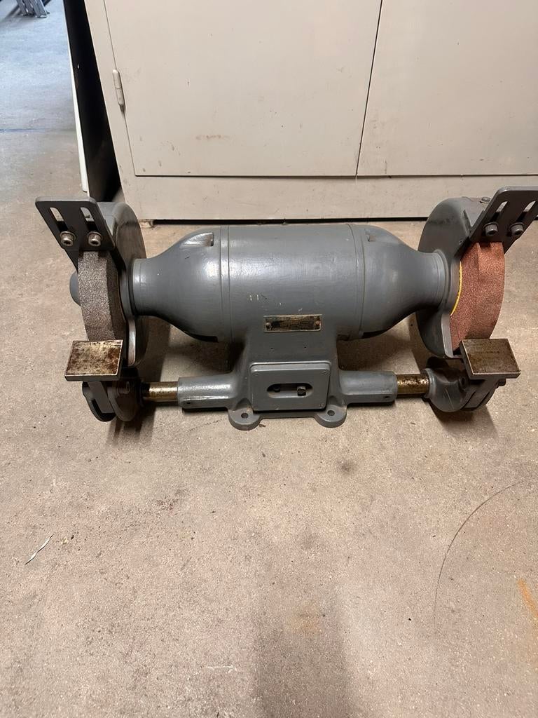 Stationaire slijpmachine 380v AEG 200mm norton slijpstenen, Ophalen