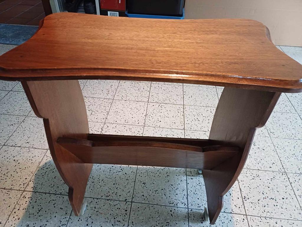 Table d appoint et porte revues, Maison & Meubles, Tables | Dessertes, Enlèvement ou Envoi
