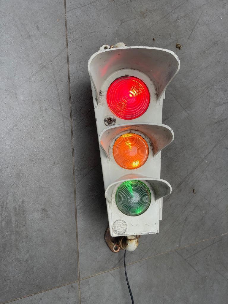 Verkeerslicht, Ophalen, Gebruikt