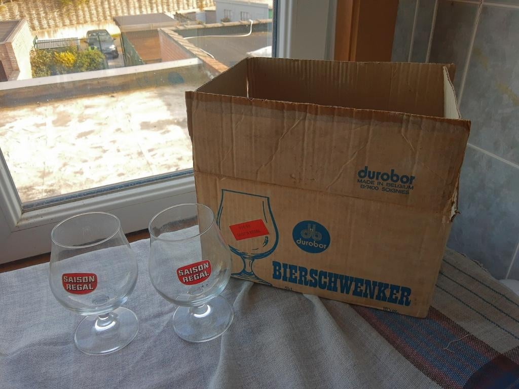 6 verres à bière 'Saison Regal' en boite, Enlèvement ou Envoi, Comme neuf