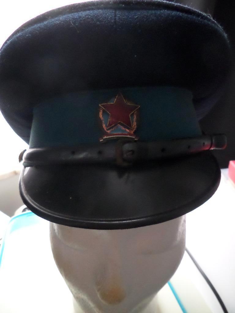 HONGAARSE KEPI, Ophalen, Overige soorten, Helm of Baret