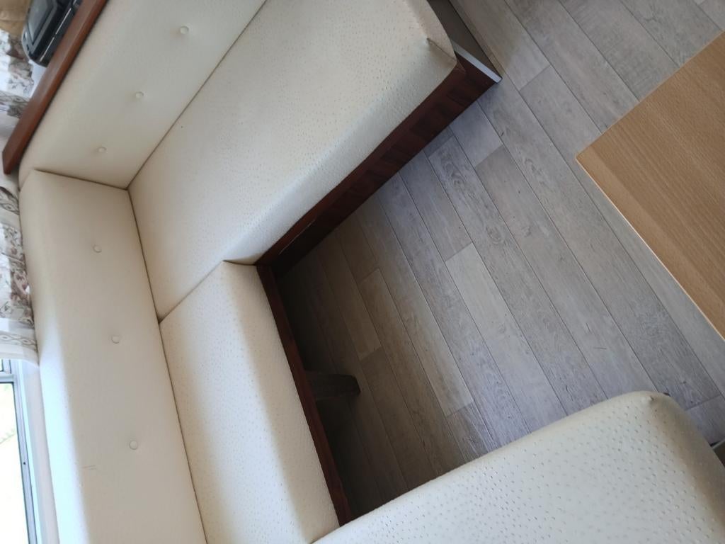 Van et caravane, Enlèvement