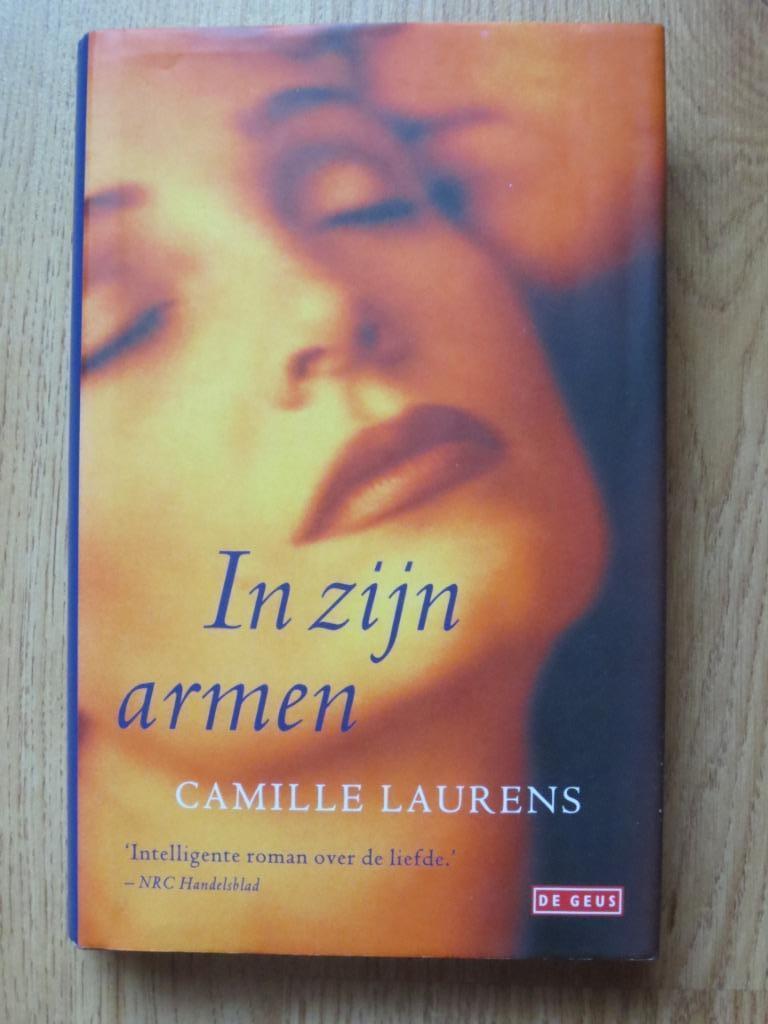 In Zijn Armen, Boeken, Ophalen of Verzenden, Zo goed als nieuw