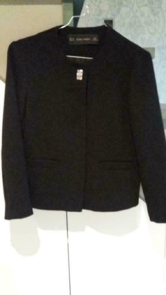 Zwart wintervestje, maat XS, Zara Basic, Enlèvement ou Envoi, Taille 34 (XS) ou plus petite, Porté, Zara Basic