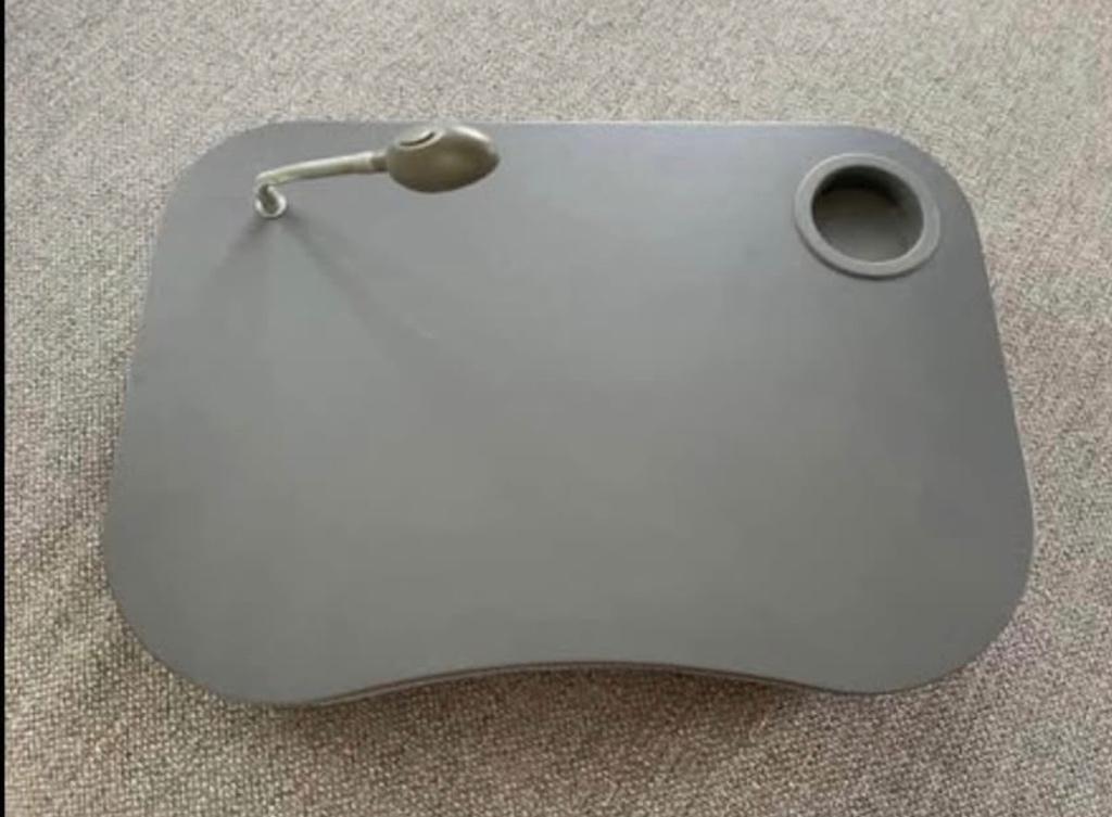 Laptopkussen met ledlamp, Ophalen, Zo goed als nieuw