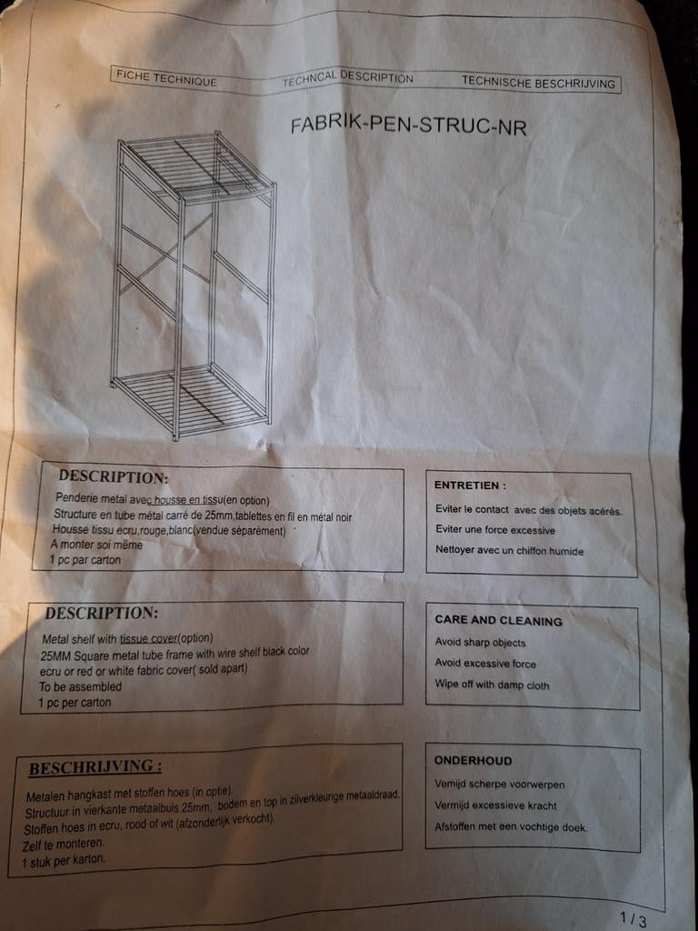 Zwart Metalen kleerkast met zwarte stof, Enlèvement
