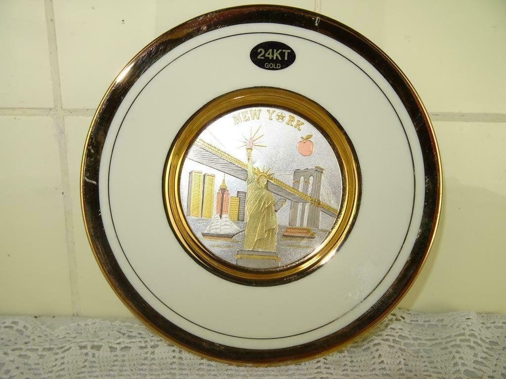 Twin Towers wall plate 1980 Verguld 24 K Sierbord wandbord, Antiek en Kunst, Curiosa en Brocante, Ophalen of Verzenden