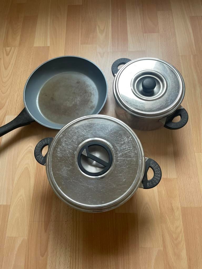 Potten en pan, Enlèvement, Comme neuf