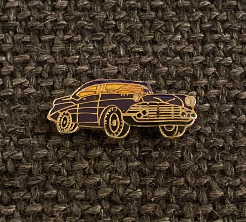 PIN - CADILLAC - CAR - AUTO - VOITURE, Verzenden, Gebruikt, Transport, Speldje of Pin